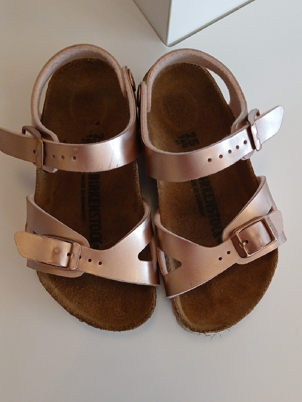 Kids Metallic Rose Gold Birkenstock Comfortable Adjustable Straps